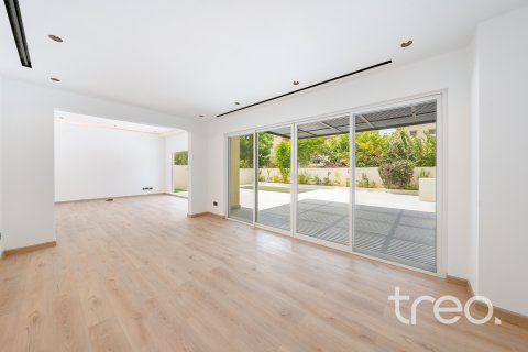 Villa te huur in Meadows, Dubai, VAE 5 slaapkamers, 50.17 vr.m., nr 733432 - foto 9