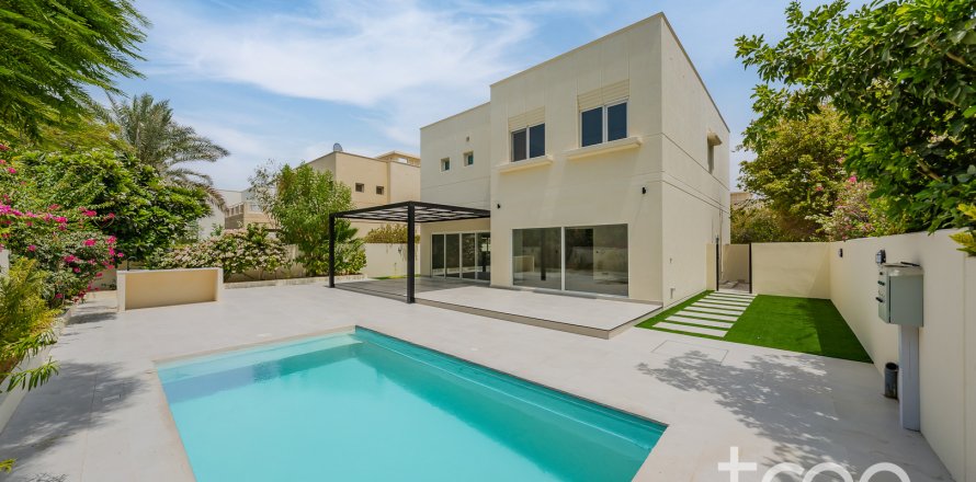 Villa in Meadows, Dubai, VAE 5 slaapkamers, 50.17 vr.m. nr 733432