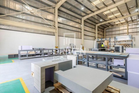 Lagerbyggnad i Jebel Ali, Dubai, UAE 2393.37 kvm Nr. 747066
