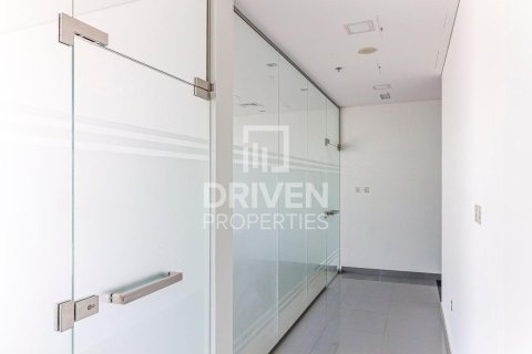 Warehouse in Jebel Ali, Dubai, UAE 8588.89 sq.m. № 747070 - photo 3