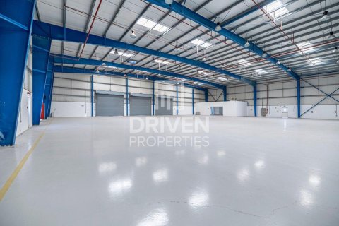 Magazinë në Jebel Ali, Dubai, Emiratet e Bashkuara Arabe 2878.97 m2. № 747065 - Foto 16