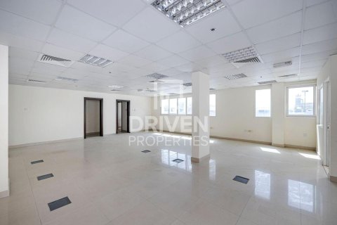Fabrikk i Jebel Ali, Dubai, Emiratene 15433.3 kvm nr. 747068