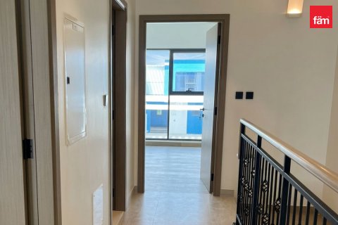 Townhouse til leje i Dubai, UAE 3 soveværelser, 144 kvm № 722746 - foto 13