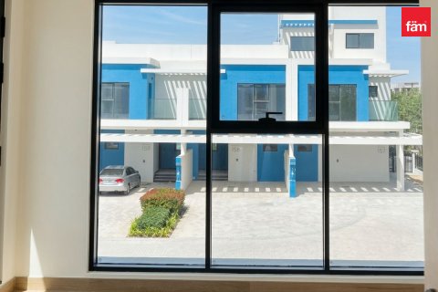 Townhouse til leje i Dubai, UAE 3 soveværelser, 144 kvm № 722746 - foto 2