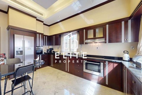 Villa in Dubai, UAE 6 bedrooms № 619915 - photo 9
