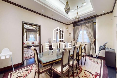 Villa in Dubai, UAE 6 bedrooms № 619915 - photo 4