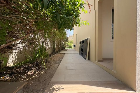 Villa à vendre à  Dubai, EAU 3 chambres, 302 m2 № 701755 - photo 9