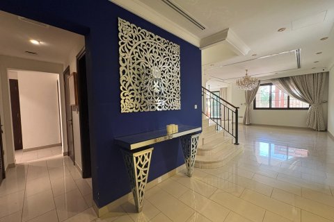 Villa à vendre à  Dubai, EAU 3 chambres, 302 m2 № 701755 - photo 2