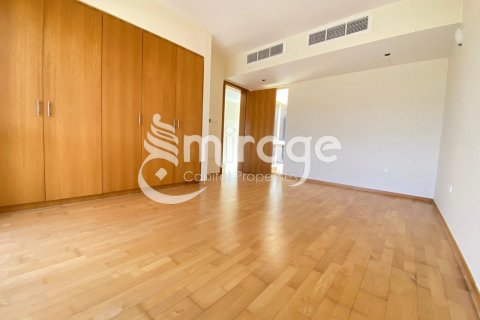 Townhouse in Al Raha Gardens, Abu Dhabi, UAE 3 bedrooms, 250.3 sq.m. № 550653 - photo 3