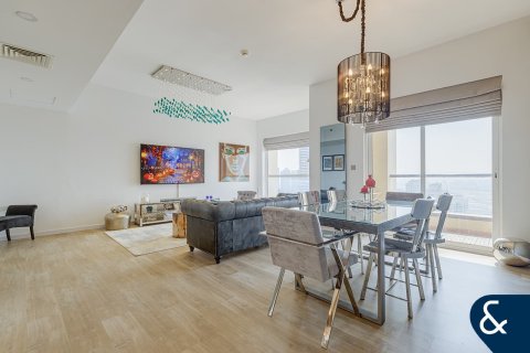 Apartment in Jumeirah Beach Residence, Dubai, UAE 2 bedrooms, 123 sq.m. № 666582 - photo 1