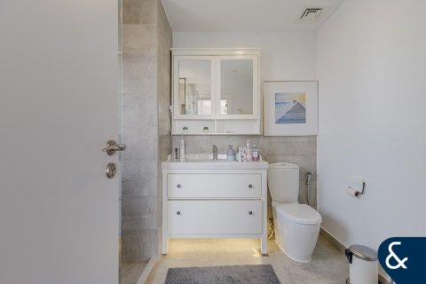 Apartment in Jumeirah Beach Residence, Dubai, UAE 2 bedrooms, 123 sq.m. № 666582 - photo 20