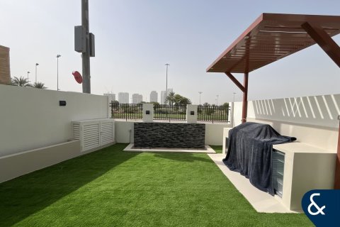 Villa till försäljning i DAMAC Hills (Akoya by DAMAC), Dubai, UAE 6 sovrum, 383 kvm Nr. 666583 - fotografi 17