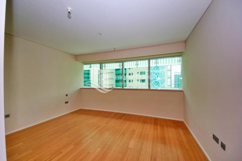 Apartament de închiriat în Al Raha Beach, Abu Dhabi, EAU 4 dormitoare, 230 mp. №716669 - poză 3