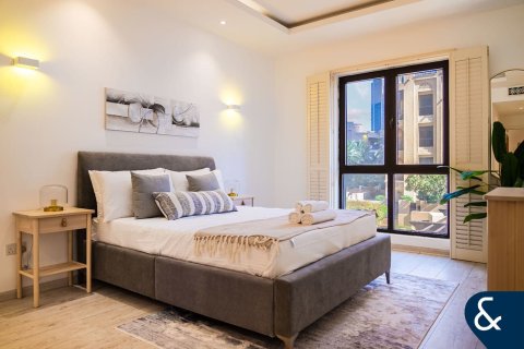 Lägenhet till försäljning i Old Town, Dubai, UAE 1 sovrum, 210 kvm Nr. 671248 - fotografi 6