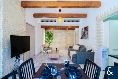 Lägenhet till försäljning i Old Town, Dubai, UAE 1 sovrum, 210 kvm Nr. 671248 - fotografi 3