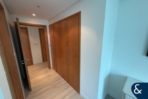 Dubai Marina, Dubai, संयुक्त अरब अमीरात में अपार्टमेंट, 2 बेडरूम, 131 वर्ग मीटर, संख्या 671449 - फ़ोटो 11