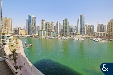Dubai Marina, Dubai, संयुक्त अरब अमीरात में अपार्टमेंट, 2 बेडरूम, 131 वर्ग मीटर, संख्या 671449 - फ़ोटो 1