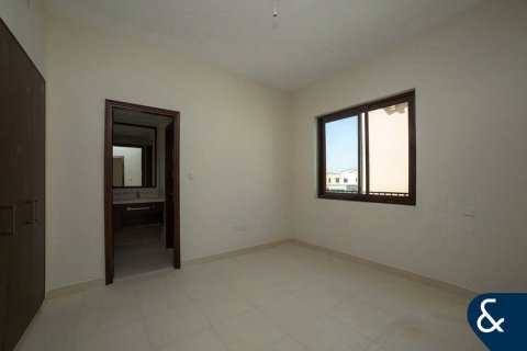 Villa itt: Reem, Dubai, EAE, 4 hálószoba, 237 m², azonosító: 671448 - fénykép 10
