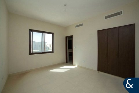 Villa itt: Reem, Dubai, EAE, 4 hálószoba, 237 m², azonosító: 671448 - fénykép 9
