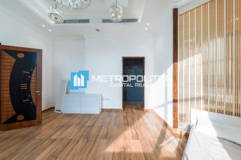 Vila na Yas Island, Abu Dhabi, SAE 6 ložnice, 982.6 m² Č.: 686423 - fotografie 7