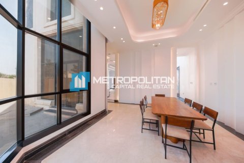 Vila na Yas Island, Abu Dhabi, SAE 6 ložnice, 982.6 m² Č.: 686423 - fotografie 5