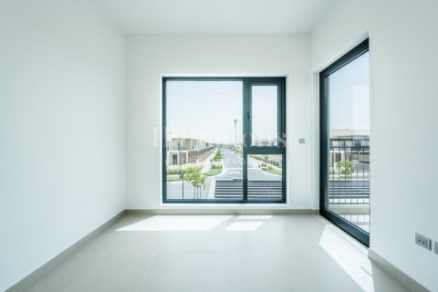 Townhouse in Arabian Ranches 2, Dubai, UAE 3 bedrooms, 189.02044380 sq.m. № 599992 - photo 11