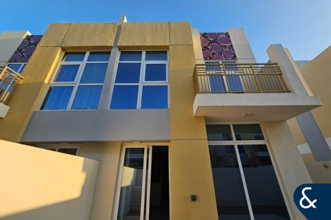 Kaupunkipientalo DAMAC Hills (Akoya by DAMAC), Dubai, Arabiemiraatit 3 makuuhuonetta, 193 m2 № 667117 - kuva 6