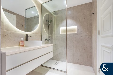 شقة للبيع في نخلة جميرا، دبي، الإمارات العربية المتحدة 2 غرفة نوم ، 175 متر مربع ، رقم 667118 - صورة 15