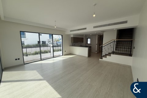 Řadový dům v Damac Lagoons, Dubai, SAE 5 ložnice, 210 m² Č.: 667119 - fotografie 2