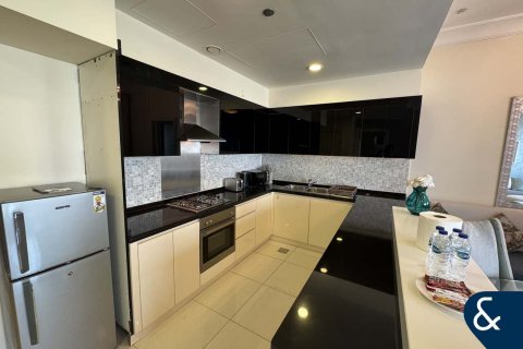 Appartement te koop in Downtown Dubai (Downtown Burj Dubai), Dubai, VAE 2 slaapkamers, 127 vr.m., nr 667116 - foto 13