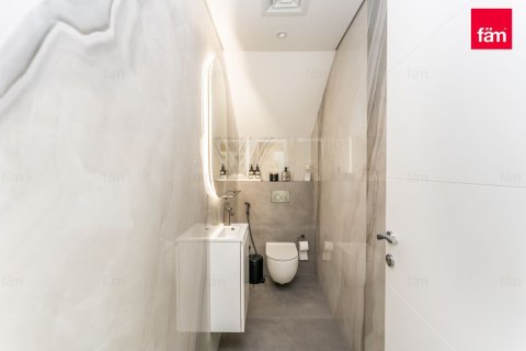 Vilë në Dubai, Emiratet e Bashkuara Arabe 3 dhoma gjumi, 666.3 m2. № 645756 - Foto 12