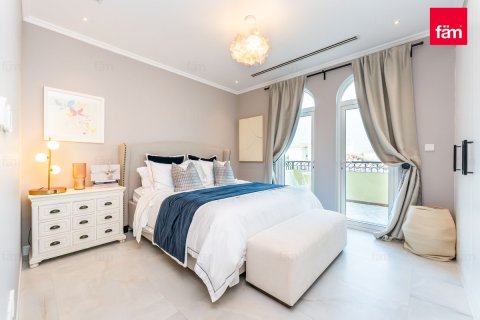 Vilë në Dubai, Emiratet e Bashkuara Arabe 3 dhoma gjumi, 666.3 m2. № 645756 - Foto 19