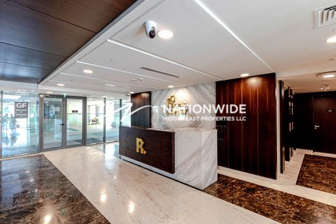 Apartment in Abu Dhabi, UAE 2 bedrooms, 110 sq.m. № 647168 - photo 11