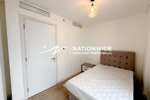 Apartment in Abu Dhabi, UAE 2 bedrooms, 110 sq.m. № 647168 - photo 6