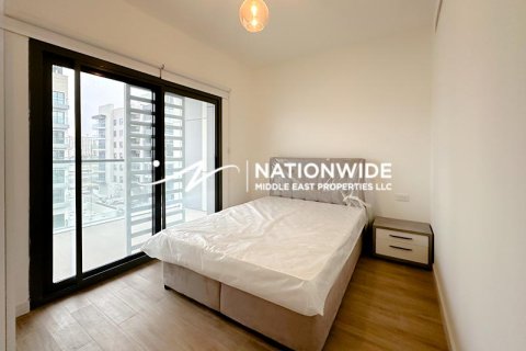Apartment in Abu Dhabi, UAE 2 bedrooms, 110 sq.m. № 647168 - photo 7