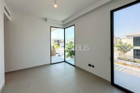 Vilë në Tilal Al Ghaf, Dubai, Emiratet e Bashkuara Arabe 5 dhoma gjumi, 527 m2. № 626946 - Foto 18