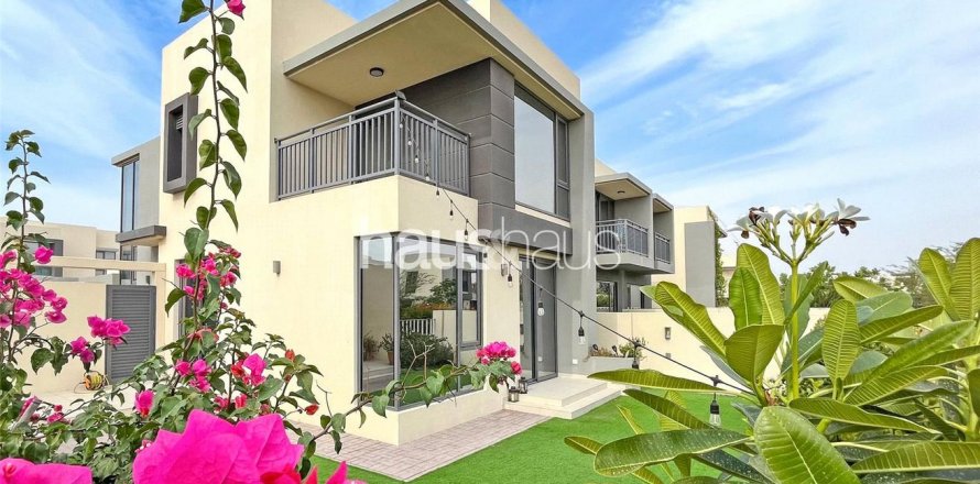 Vilë në Dubai Hills Estate, Dubai, Emiratet e Bashkuara Arabe 4 dhoma gjumi, 271 m2. № 626942