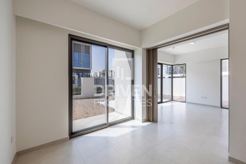 Снять в аренду виллу в The Valley, Дубай, ОАЭ 4 спальни, 255м2, № 655573 - фото 6