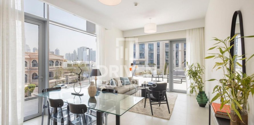 Leilighet i Al Wasl, Dubai, Emiratene 2 soverom, 228 kvm nr. 655577