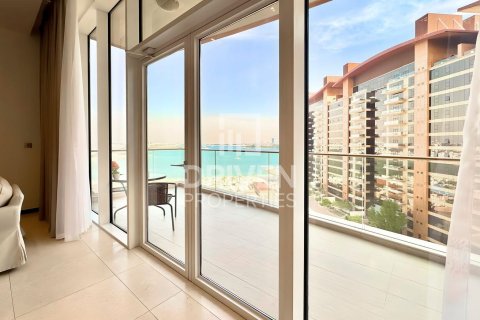 Palm Jumeirah, Dubai, UAE의 임대용 아파트 침실 1개, 120제곱미터 번호 655575 - 사진 9