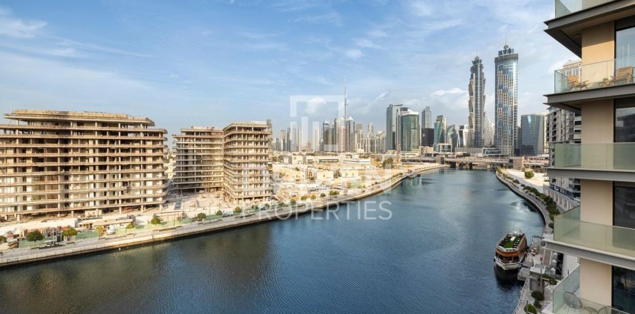 Korter asukohaga Al Wasl, Dubai, AÜE: 3 magamistoaga, 187 m² Nr 655120