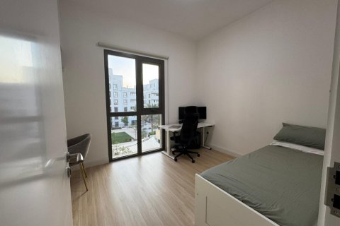 Apartment in Town Square, Dubai, UAE 2 bedrooms, 87 sq.m. № 699294 - photo 1