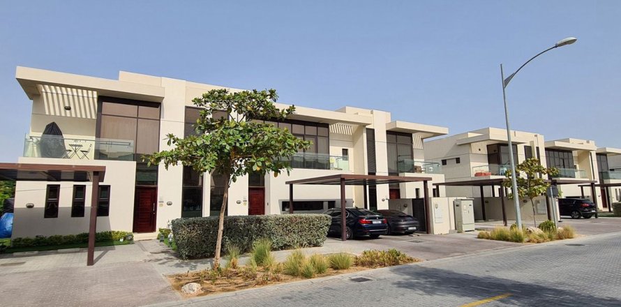 Таунхаус в Дубай, ОАЭ 3 спальни, 260.2м2 № 660456