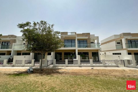 Снять в аренду таунхаус в Дубай, ОАЭ 3 спальни, 260.2м2, № 660456 - фото 10