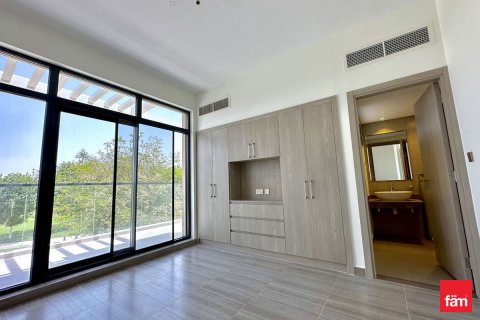 Снять в аренду таунхаус в Дубай, ОАЭ 3 спальни, 260.2м2, № 660456 - фото 3