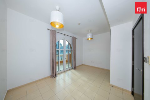 Dubai, UAE의 판매용 타운하우스 침실 4개, 134.8제곱미터 번호 660458 - 사진 16