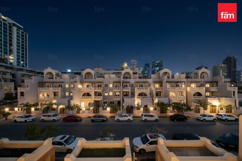 Dubai, UAE의 판매용 타운하우스 침실 4개, 134.8제곱미터 번호 660458 - 사진 22