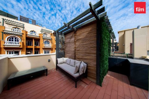 Dubai, UAE의 판매용 타운하우스 침실 4개, 134.8제곱미터 번호 660458 - 사진 23