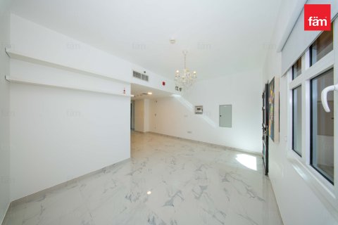 Dubai, UAE의 판매용 타운하우스 침실 4개, 134.8제곱미터 번호 660458 - 사진 2