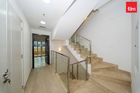 Dubai, UAE의 판매용 타운하우스 침실 4개, 134.8제곱미터 번호 660458 - 사진 8